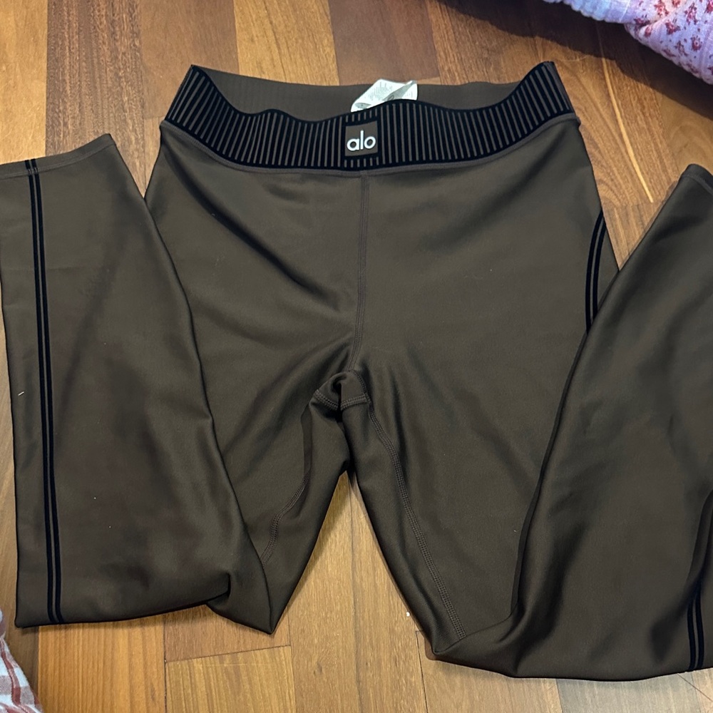 ALO Yoga Kids Chocolate Brown Leggings